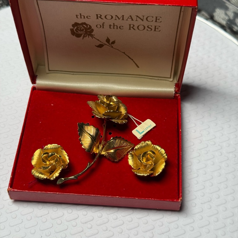 Gold Rose Jewelry Set